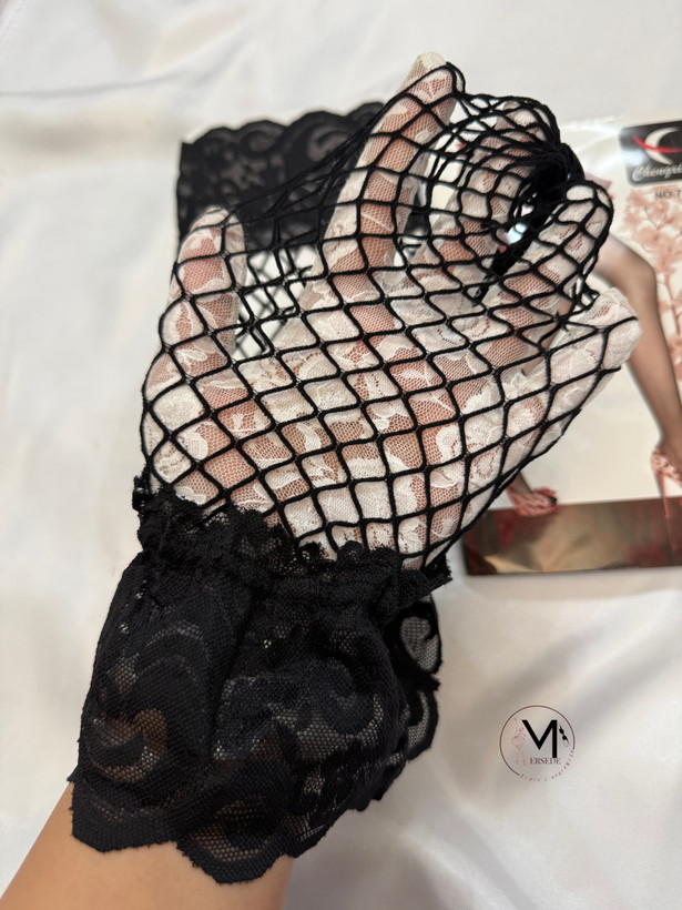 جوراب فیشنت بالا زانو با باند گيپور مشکی لب ژله اي